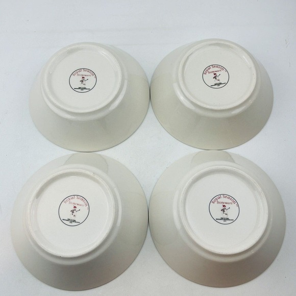 Royal Seasons Snowmen 4 Soup‎ Bowl Lot 6.75" Cereal Red Band Dots Green Trim - Picture 2 of 6